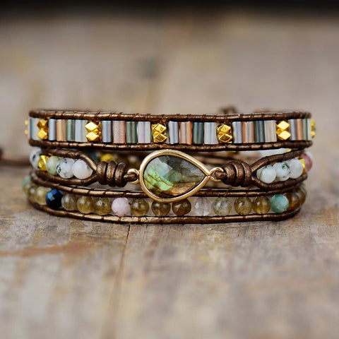 LEATHER BRACELET WITH LABRADORITE AND RHINESTONE