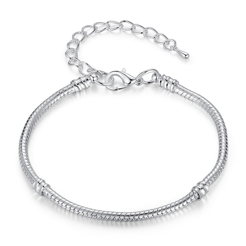 THE CLASP Snake-Chain Metal Charm Bracelet