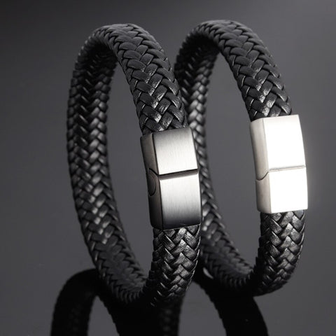 Black Bracelet with Clasp