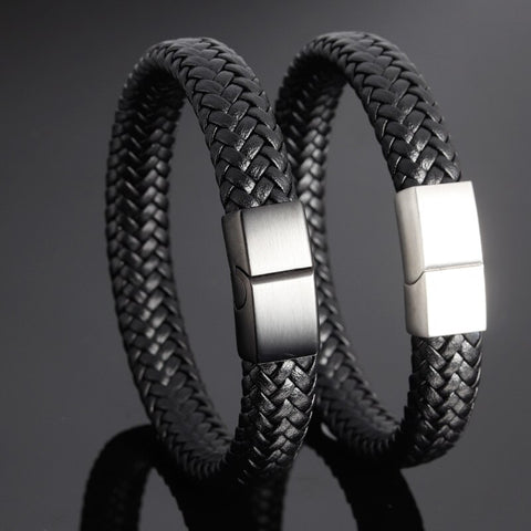 Black Bracelet with Clasp