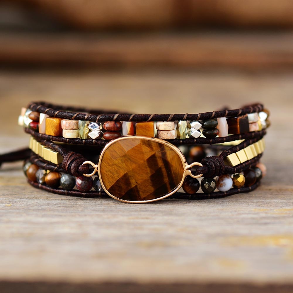 LEATHER THREE-LAYER BRACELET WITH TIGER EYE STONE
